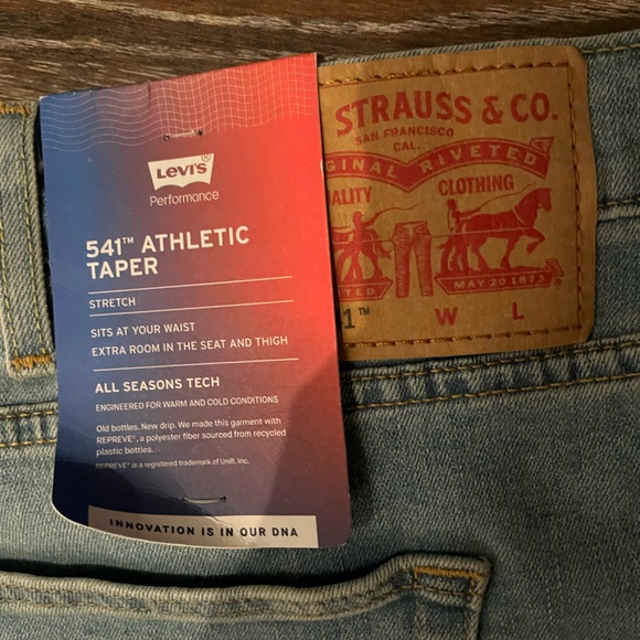 Levi's 541 Athletic Taper Jeans Mens 56x30 All Seasons Tech Stretch NEW w/ Tags - Picture 2 of 7